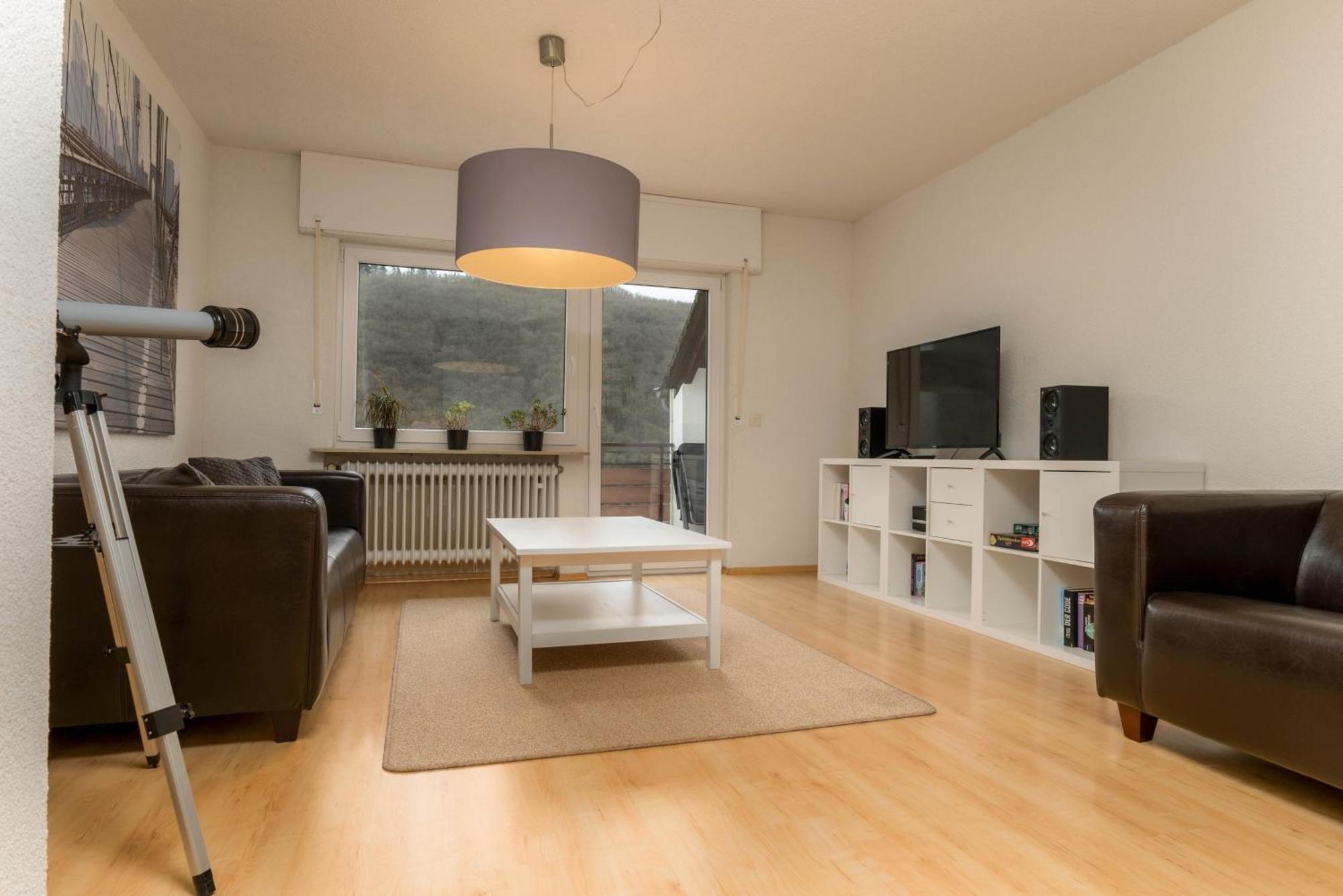 Riesling Appartement For 2 - 4 People - Billiards - Balcony With Mosel View - Parking - Wine Barrel Bar - Fully Equipped Kitchen - Netflix - Waiputv - 3 Km From Cochem Klotten Exterior foto