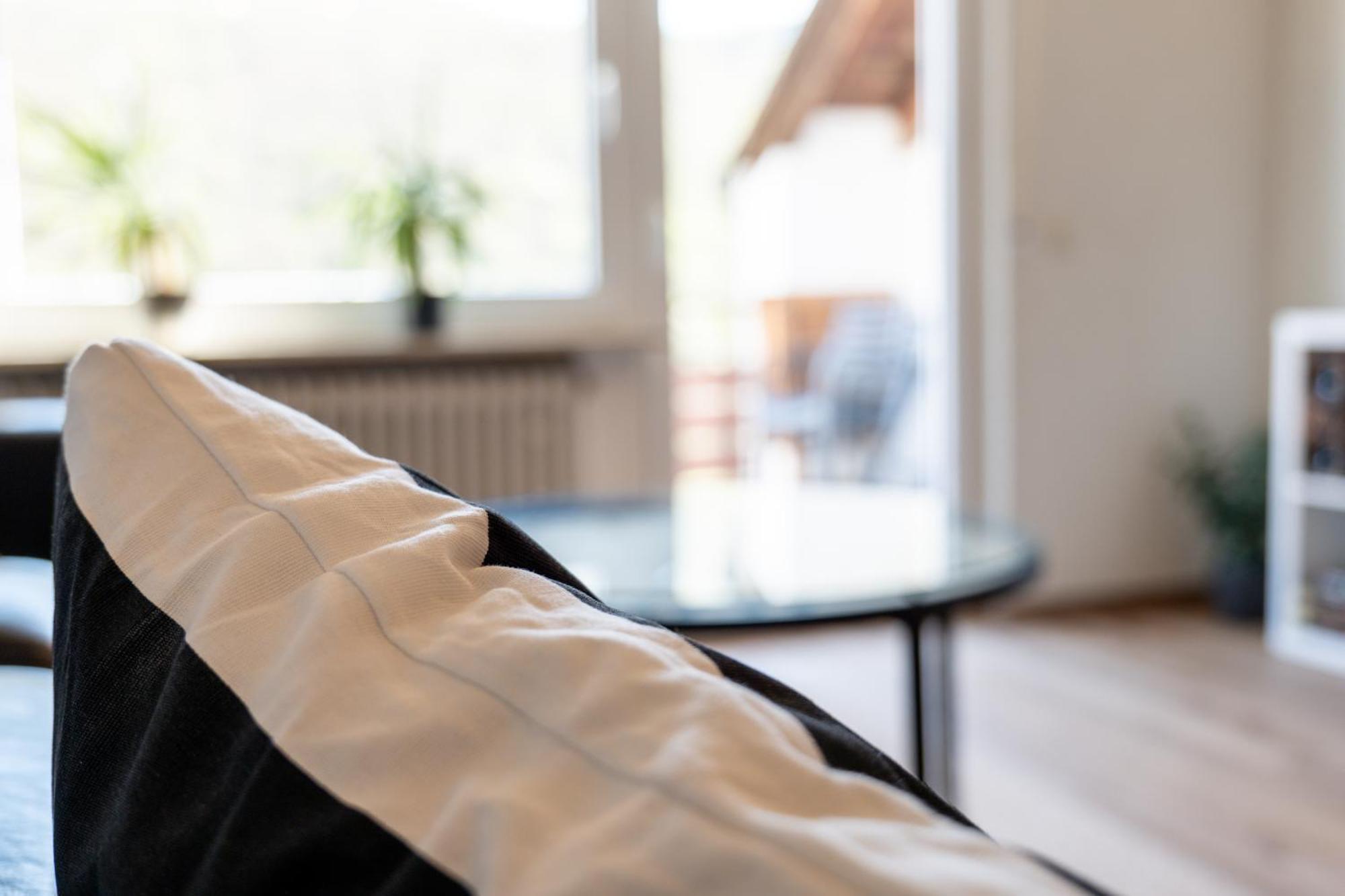 Riesling Appartement For 2 - 4 People - Billiards - Balcony With Mosel View - Parking - Wine Barrel Bar - Fully Equipped Kitchen - Netflix - Waiputv - 3 Km From Cochem Klotten Exterior foto
